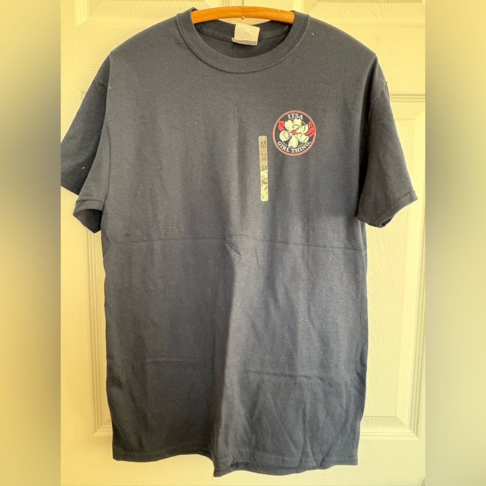 Size Medium NWT It's A Girl Thing-MOM BUN GETTIN STUFF DONE navy short sleeve